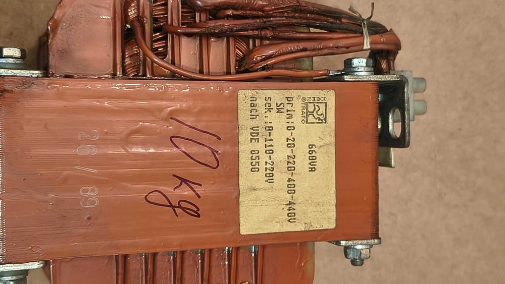 Transformator 660 VA odczepy na napięcia 0 - 20 - 220 - 400 - 440V