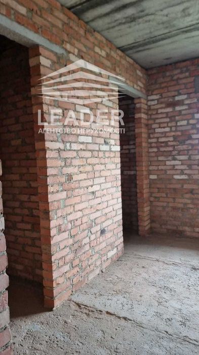 Продам таунхаус-БЕЗ КОМІСІЇ-Цегла+СТИЛЬНИЙ+УВАГА-Місцеві Комунікації!