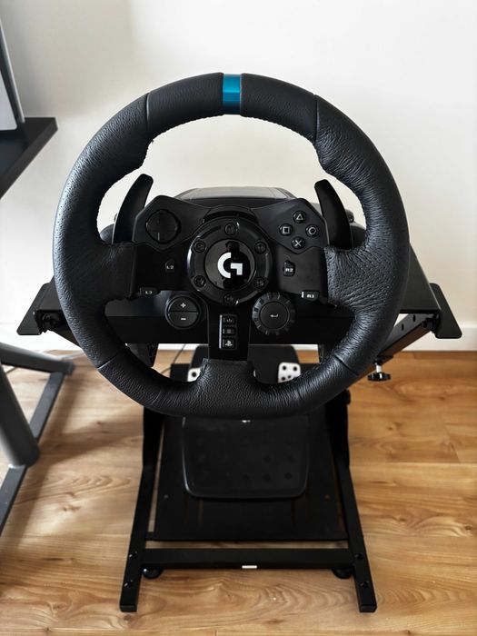 Logitech G923 TrueForce (PS5/PS4/PC) + Cockpit Vevor