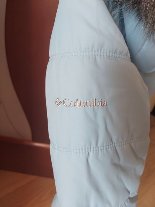 Зимова куртка Columbia.