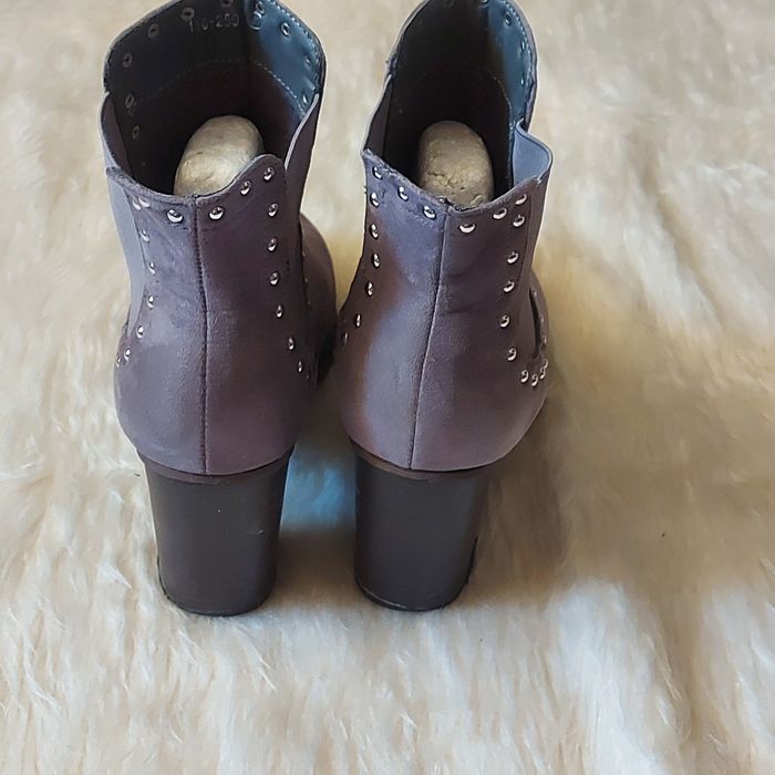 Sprzedam szare botki rozmiar 39