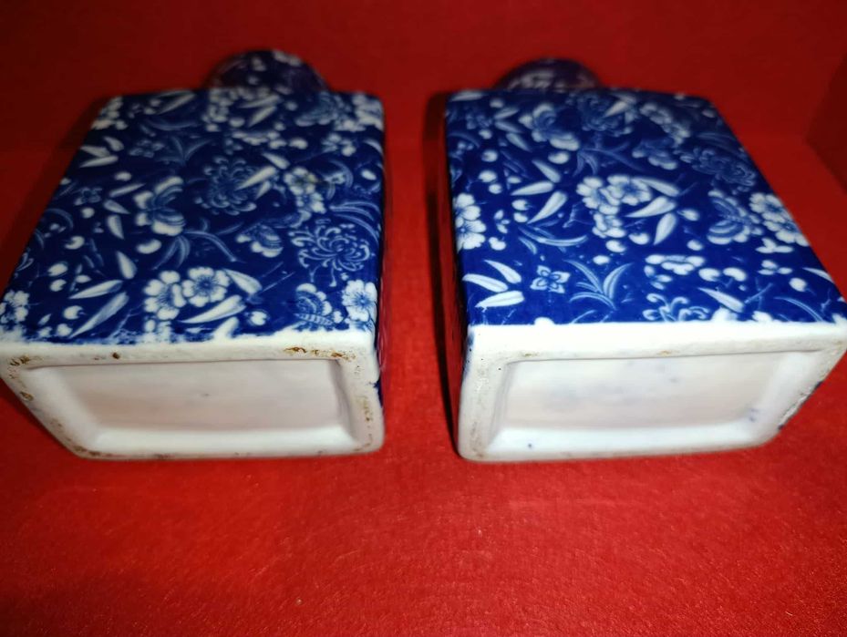 2 Porcelain Tea Jars433224022942689283