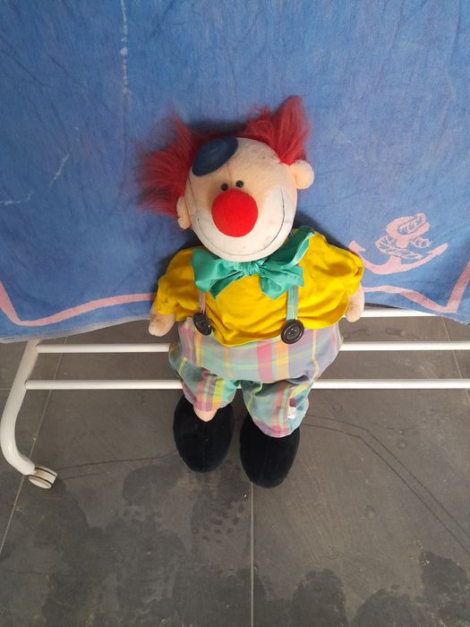 Plush clown64284910369921122
