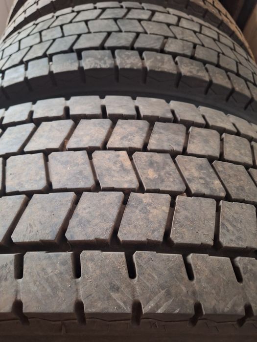 Шини колеса резина 315/70 R22,5 Debica  GiTi Radial