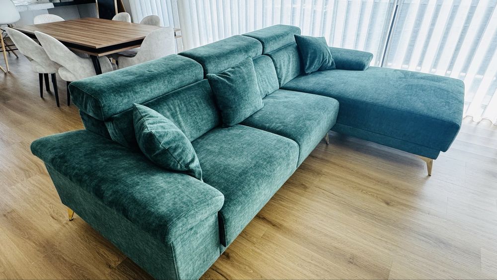 Sofá com chaise long