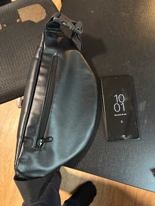 Бананка кожана, як нова