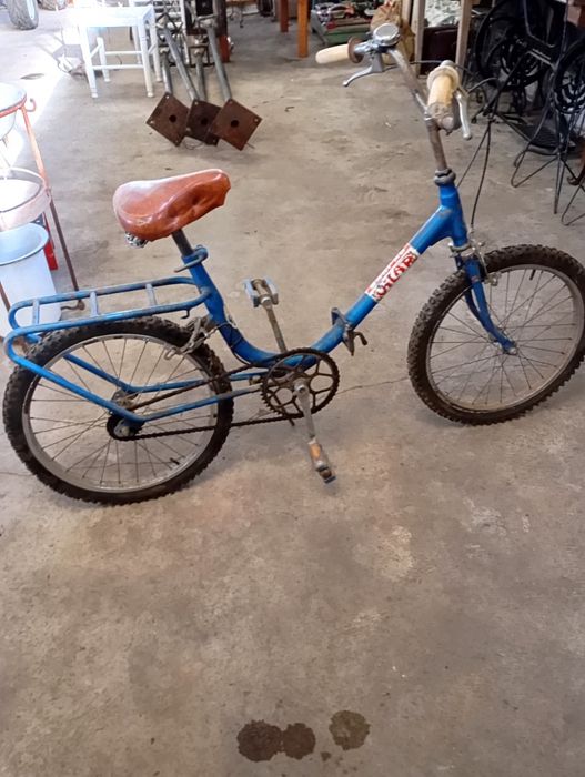 Vendo esta bicicleta marca Vilar muita bonita bom estado