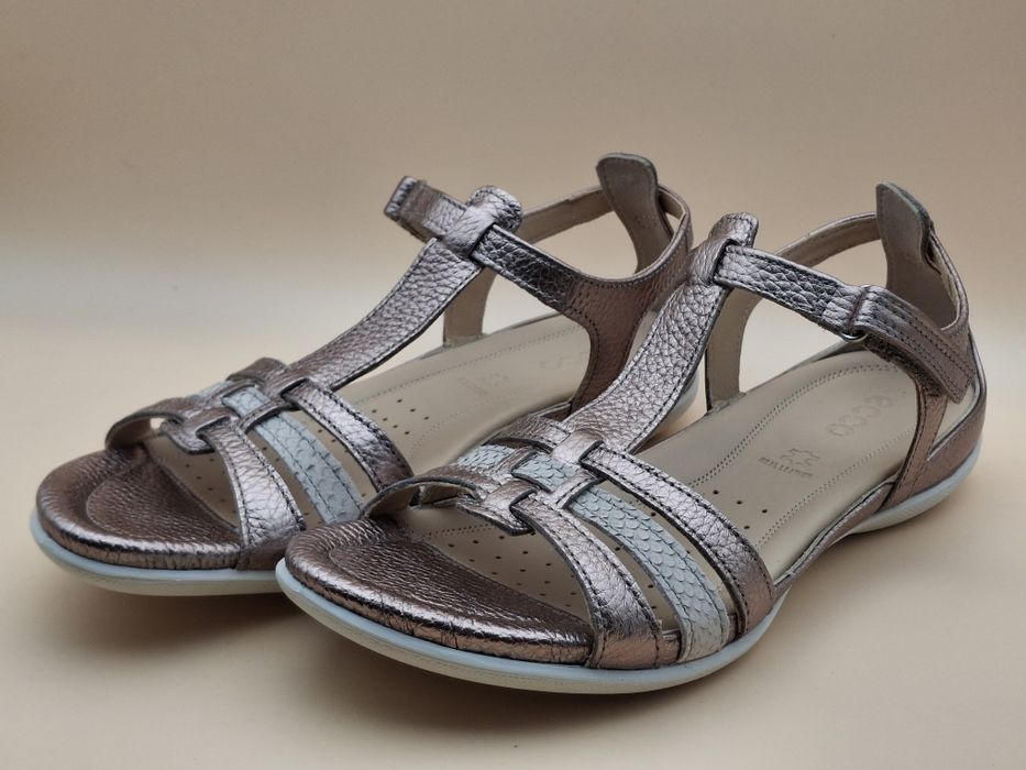 Сандалі ECCO Flash T- Strap Нові 39р.;40р.41р.;