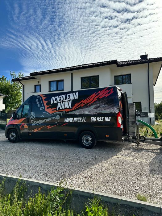 Izolacja pianą PUR i celulozą Mazowieckie – ocieplanie poddaszy | NPUR