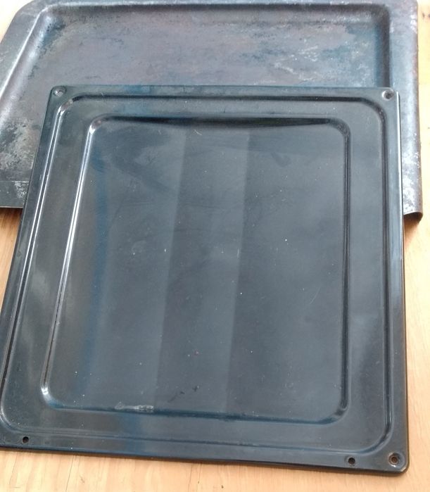 Противень для плиты.