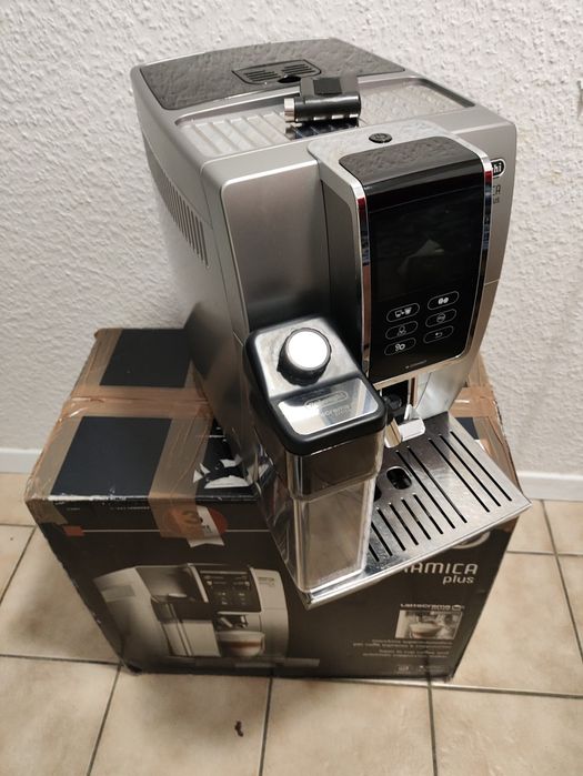 Кавомашина Delonghi Dinamica Plus