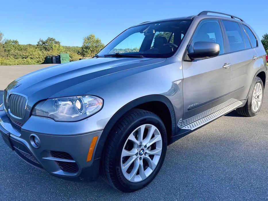 BMW X5 xDrive35d      2012