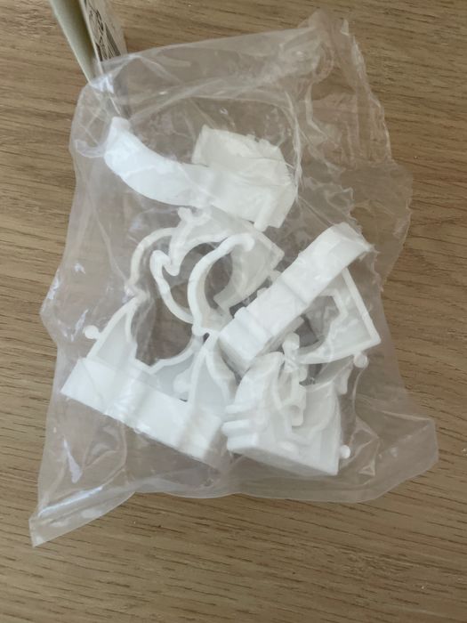 8 braçadeiras para tubos de 20mm