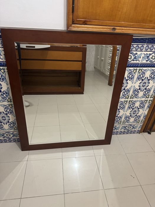 Espelho em moldura
