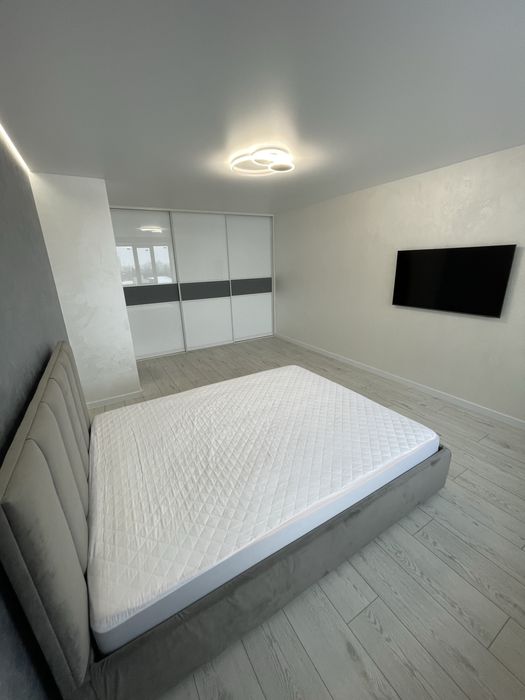 Оренда 2 км квартири на провулку Тарнавського із видом на площу Ринок