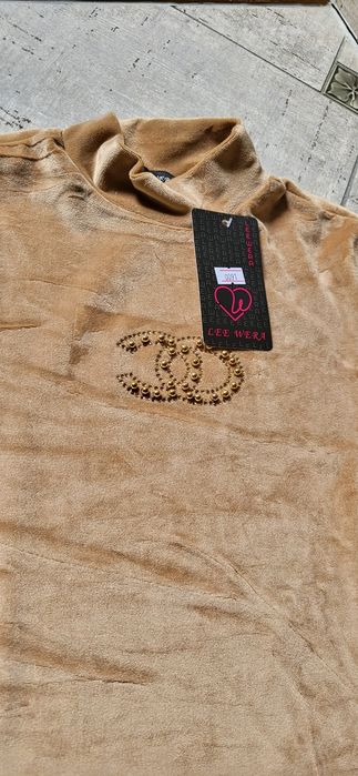 Beżowy dres damski welurowy logo premium cyrkonie perły S