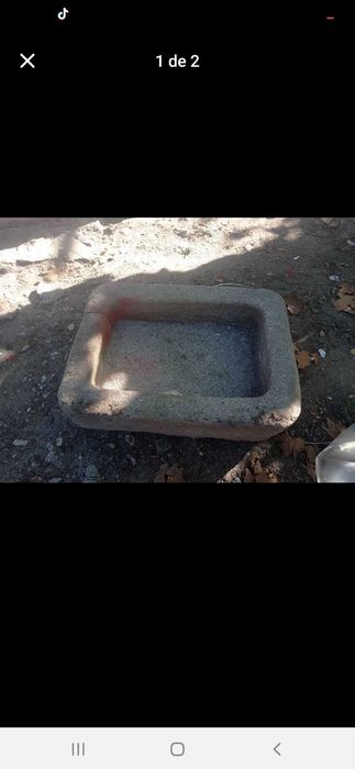 Pia em granito muito antiga