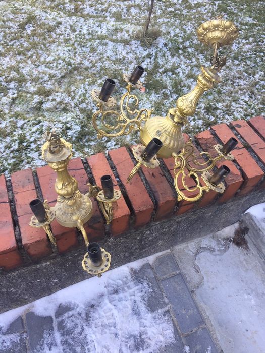 Dwa żyrandole z mośiądzu