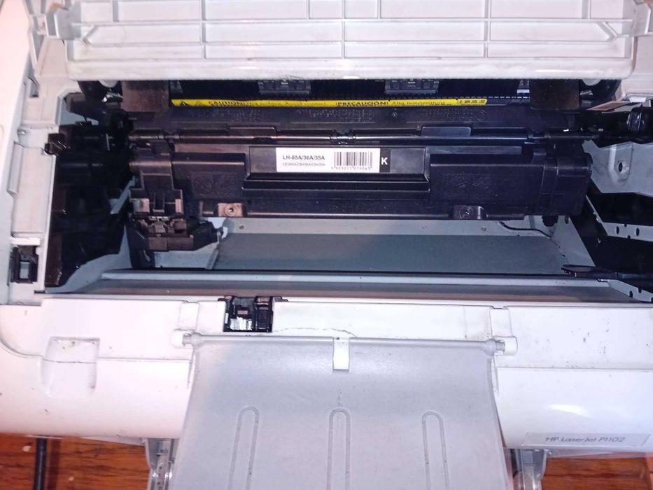 HP laserjet pro P1102