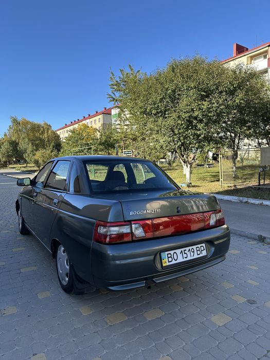 Продам ваз 2110