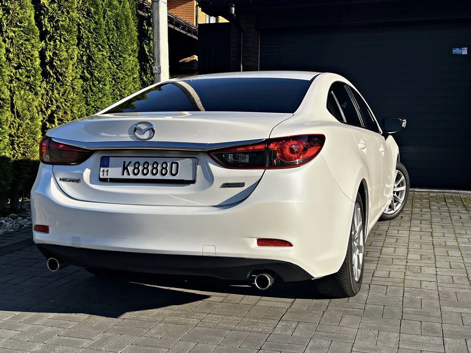 Mazda 6 Официальный не крашена