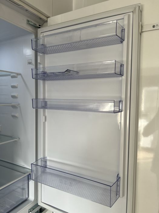 Frigorifico combinado Beko (como novo)
