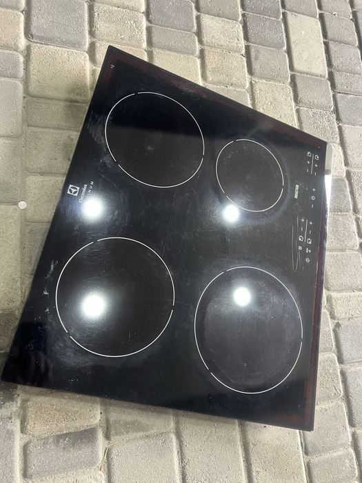 Індукційна плита electrolux 58 gad d5 au