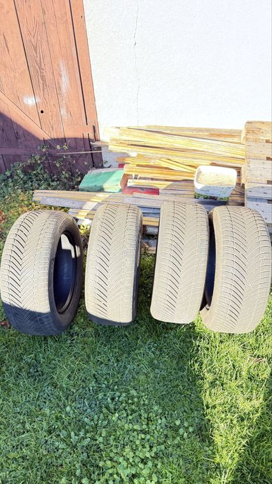 Opony wielosezonowe 255/55 R16