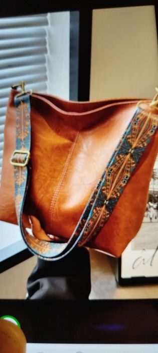 Nowa torba że skóry ekologicznej bohumi