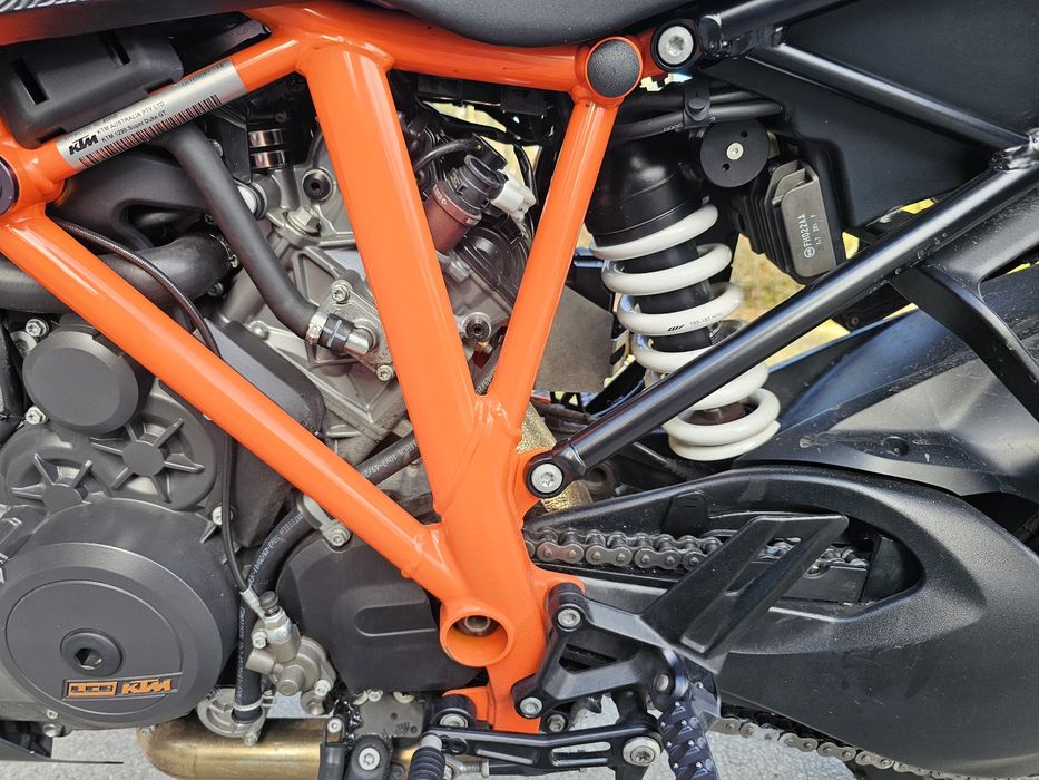 Ktm 1290 super duke gt - uma excelente prenda de natal