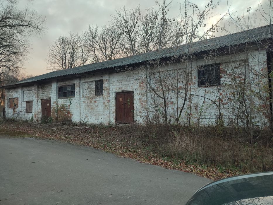 Продається майновий комплекс.