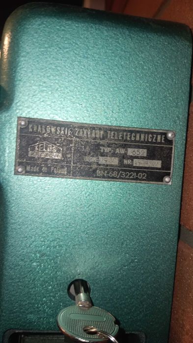 Telefon wrzutowy- Prl aw652-automat telefoniczny