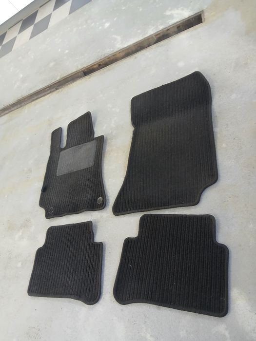 Dywaniki Mercedes w212 orginał