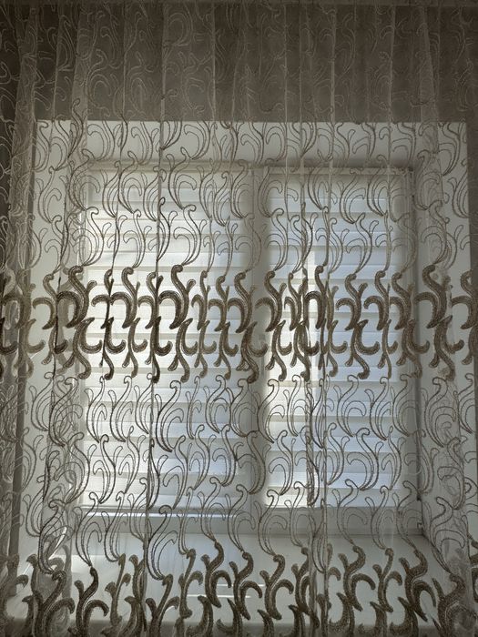 Тюль нова,висота 2,6,ширина 4 м( 3 шт однакових)