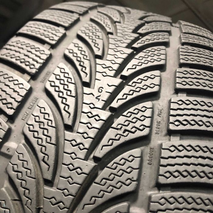 Шини  БУ 235/40 R18 Nokian WR Winter Пара Зима