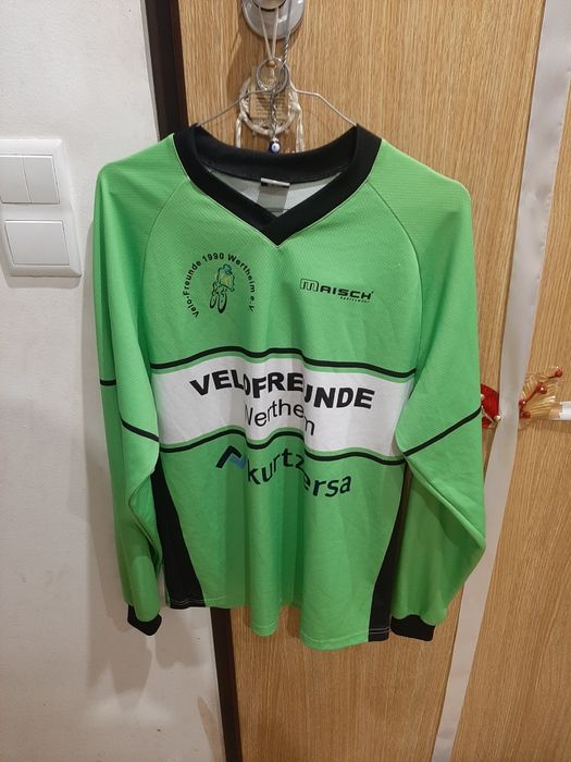 Roupa equipamentos ciclismo