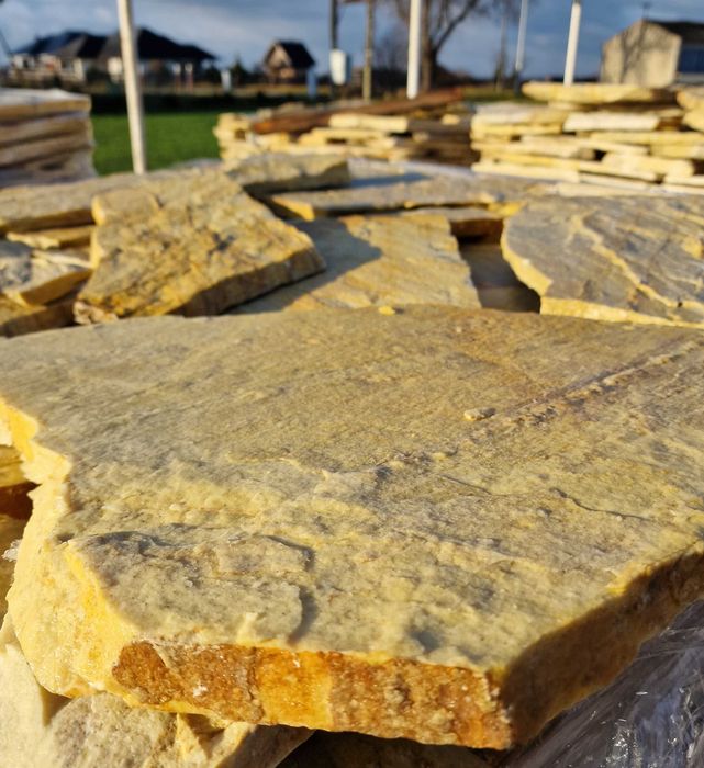 Kamień naturalny nieregularny łupek kwarcyt