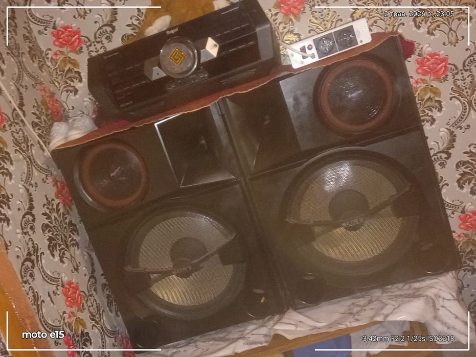 Потужний колонки sony