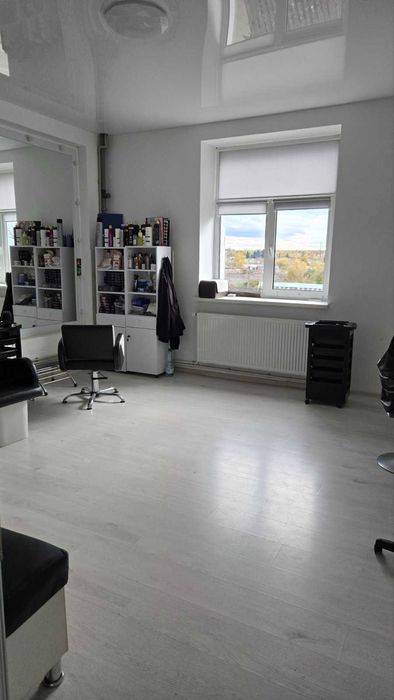 ЗДАЮТЬСЯ В ОРЕНДУ 2 кабінети під Офіс,Кабінет,Салон смт. Новий Яричів