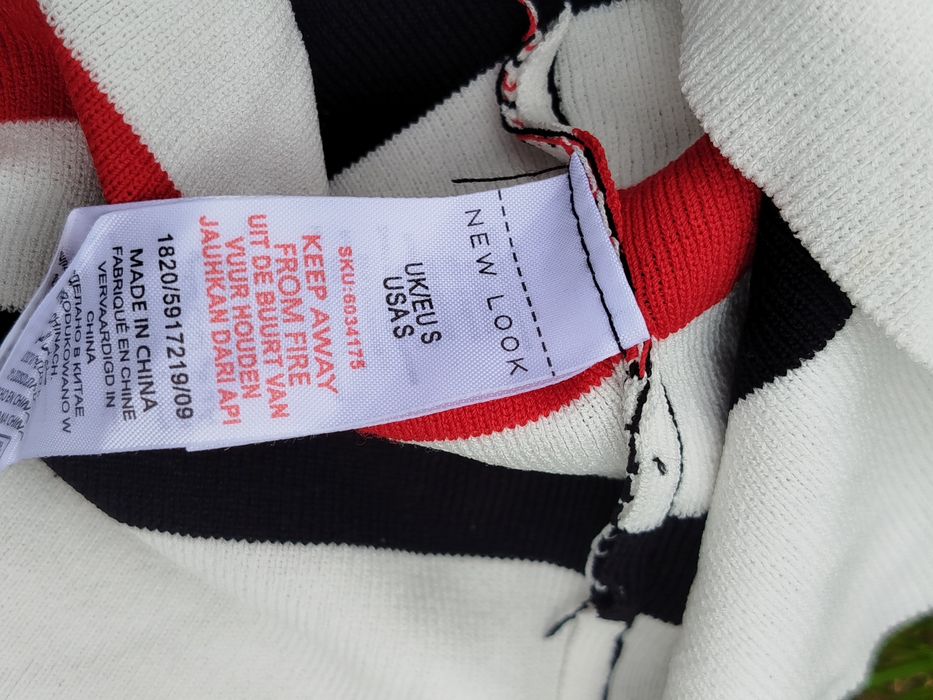 Nowa sukienka biała w czarne czerwone pasy ołówkowa  New Look S 36