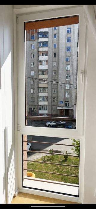 Продаються вікна