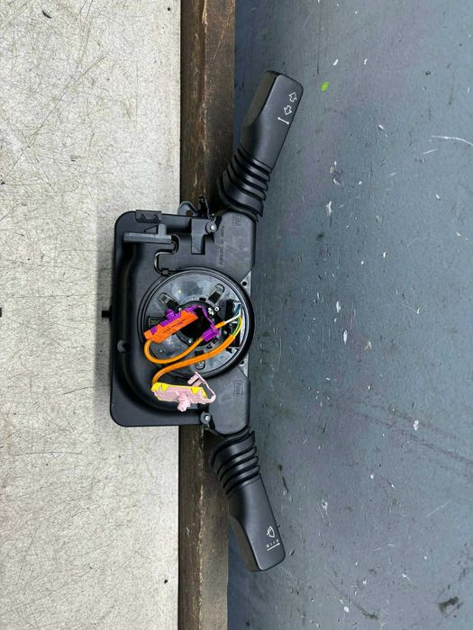 Przełącznik Zespolony Opel Zafira B 13.177.915   203.494