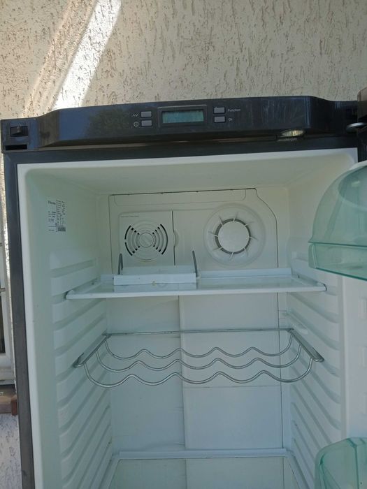 Chłodziarka Electrolux ERE34400X