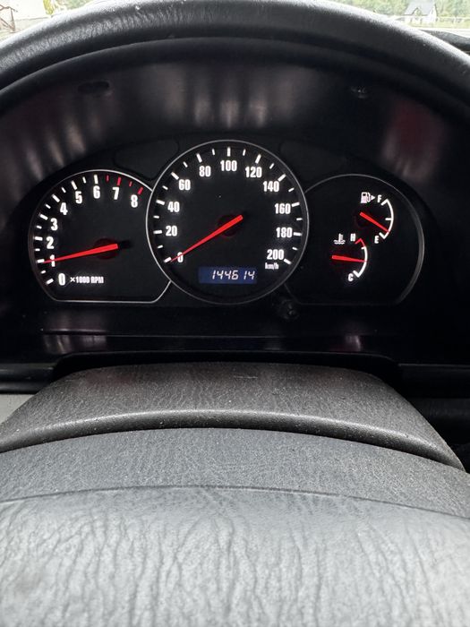 Suzuki Grand Vitara I Grand Vitara 1.6 4x4 vitara (nie pajero jimny )