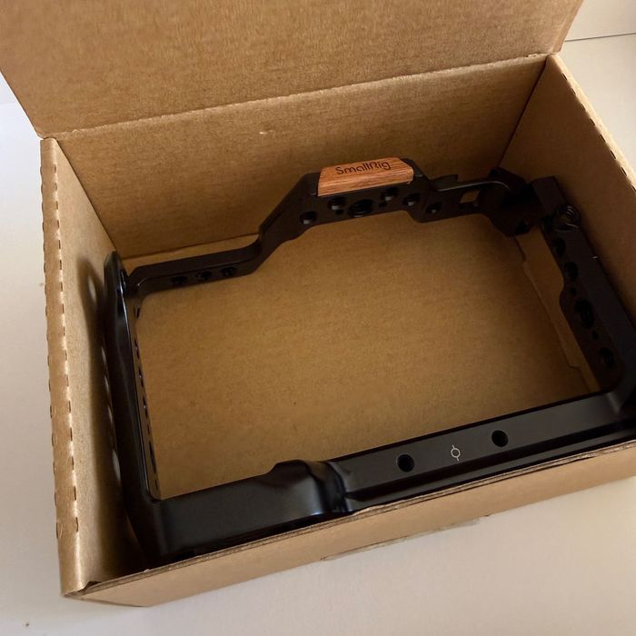 FX3 cage e wooden handle com Arri Rosette