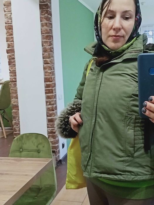 Куртка на штучному хутрі М з підстьожкою