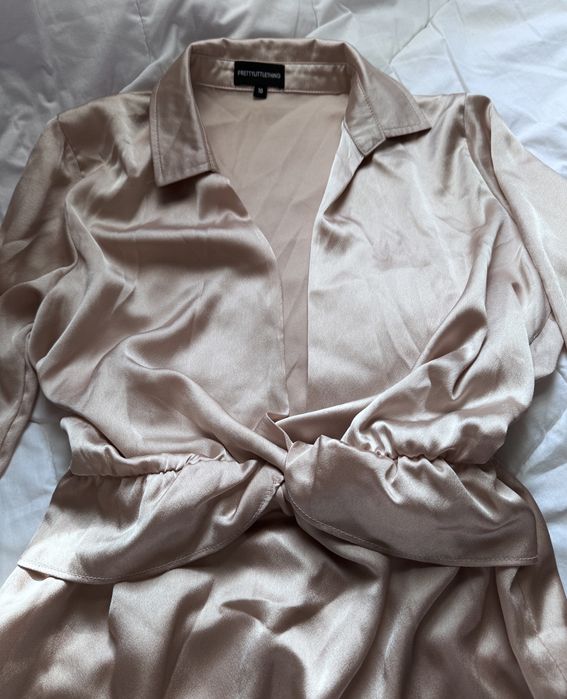 Сукня prettylittlething zara