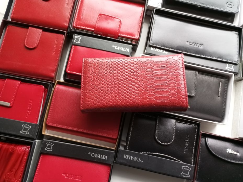 Portfele damskie skórzane