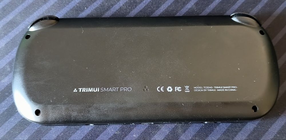 Consola Trimui Smart Pro + acessórios