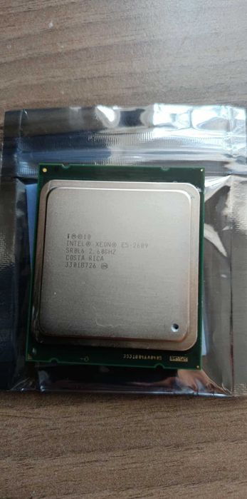 Xeon 2689 c2 X79 8 rdzeni 16 wątków LGA 2011 Turbo boost 3,6ghz
